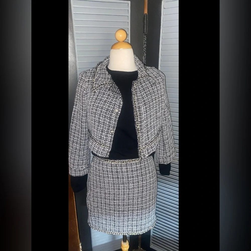 Tweed Blazer - Picture 3 of 5